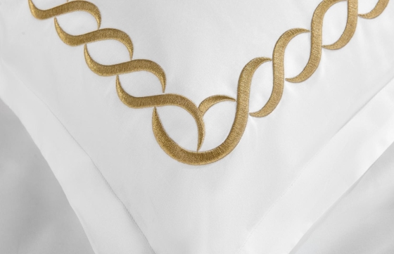 Set di coperte di cotone ricamato bianco ricamato sostenibile